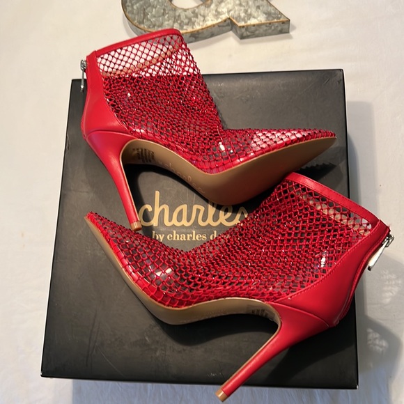 Charles by Charles David Sz 7 With 4 In Heels Red - Picture 1 of 11
